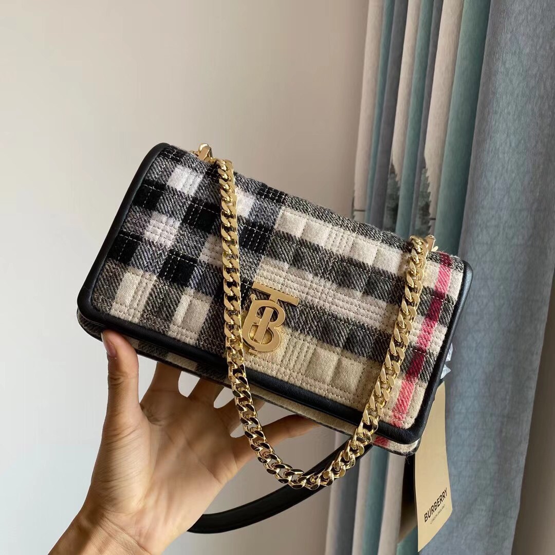 Burberry Lola Chain Bag-23*13*6CM