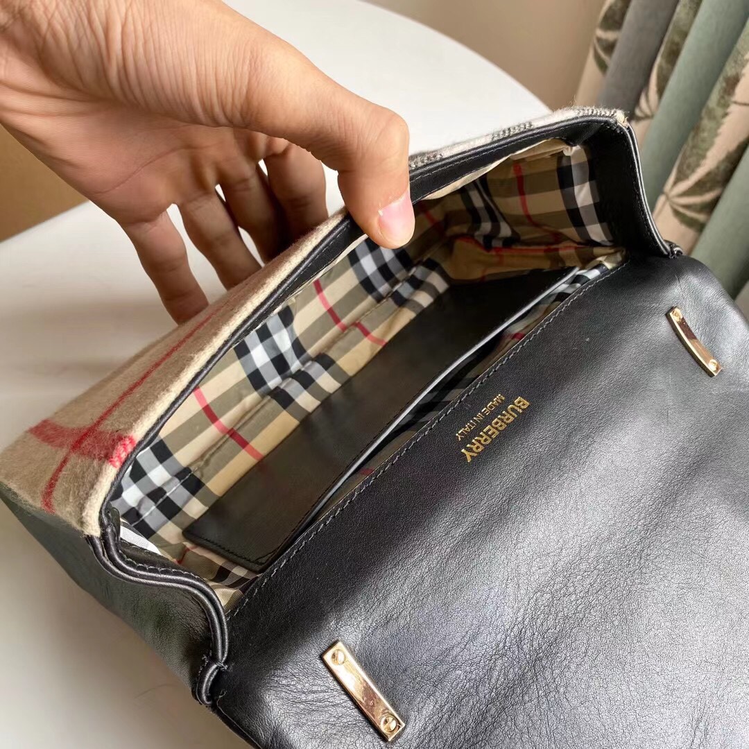 Burberry Lola Chain Bag-23*13*6CM