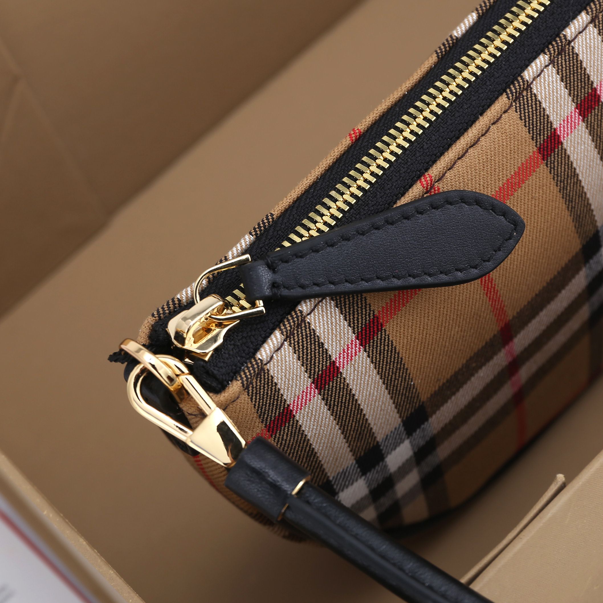 Burberry Vintage Bag-21*4*12CM