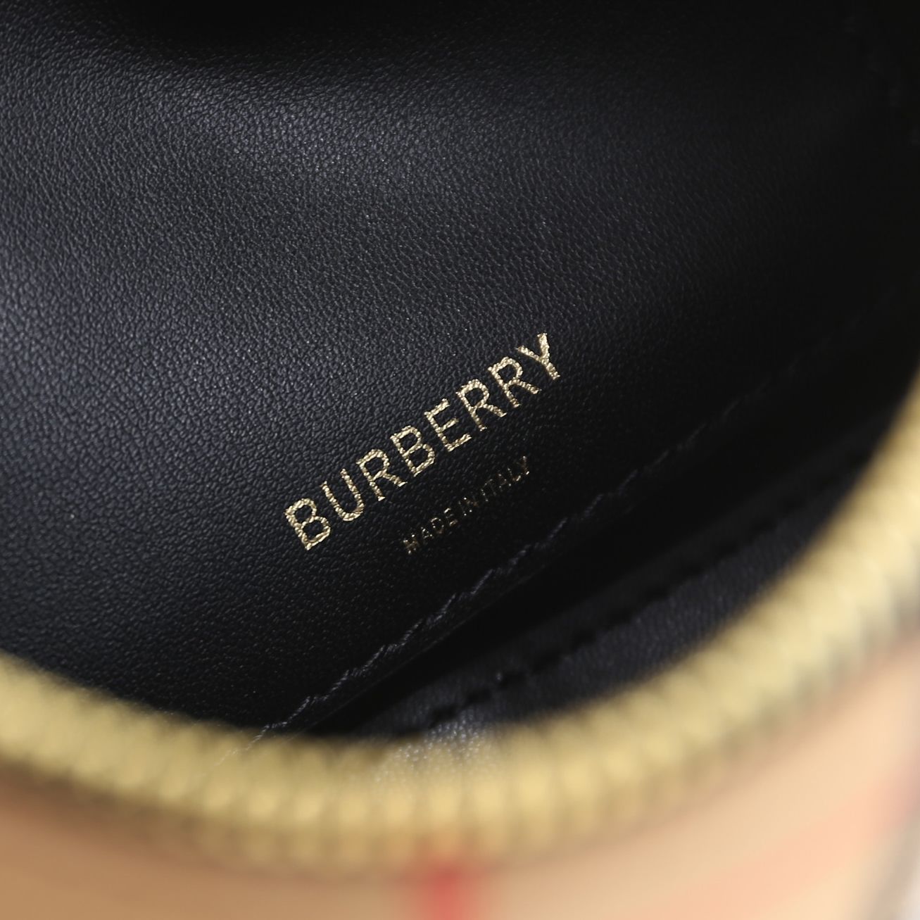 Burberry Vintage Bag-21*4*12CM