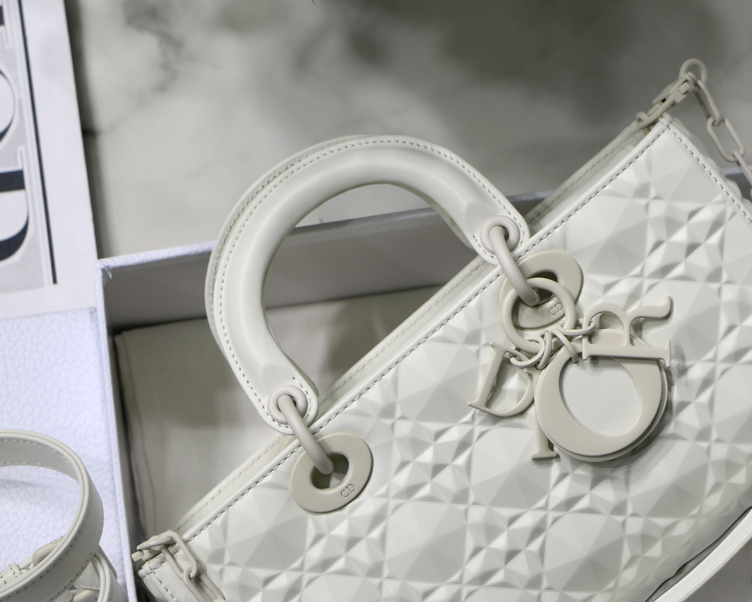 Diro Lady Bag-26 x 13.5 x 5 CM