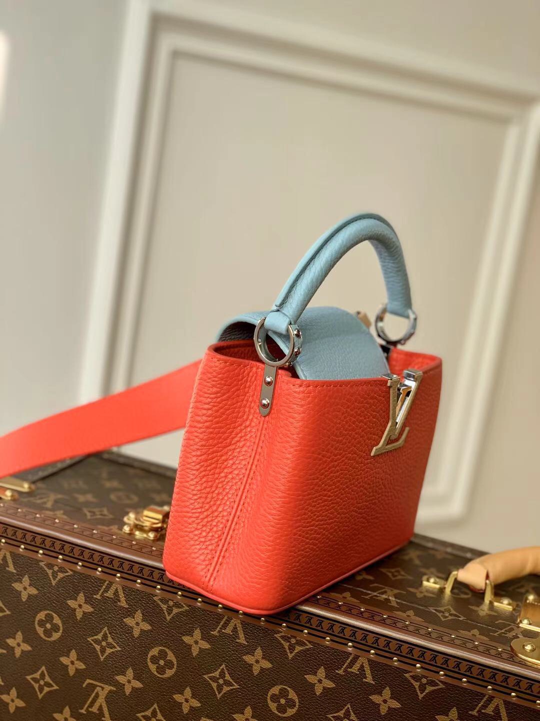 Louis Vuitton Mini Capucines Handlebag-21*14*8CM