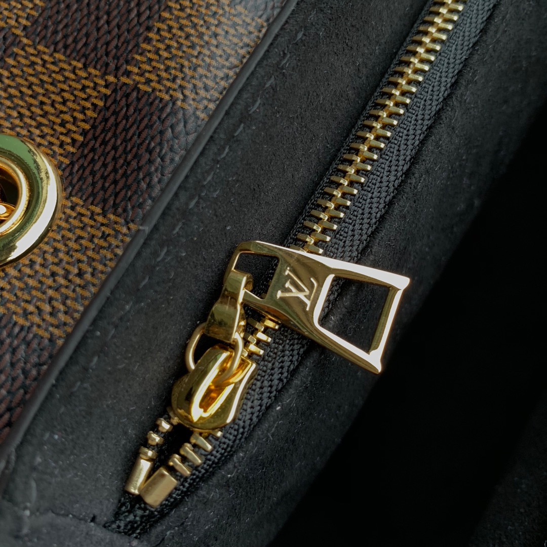 Louis Vuitton Vavin Handbags-27*18*9CM