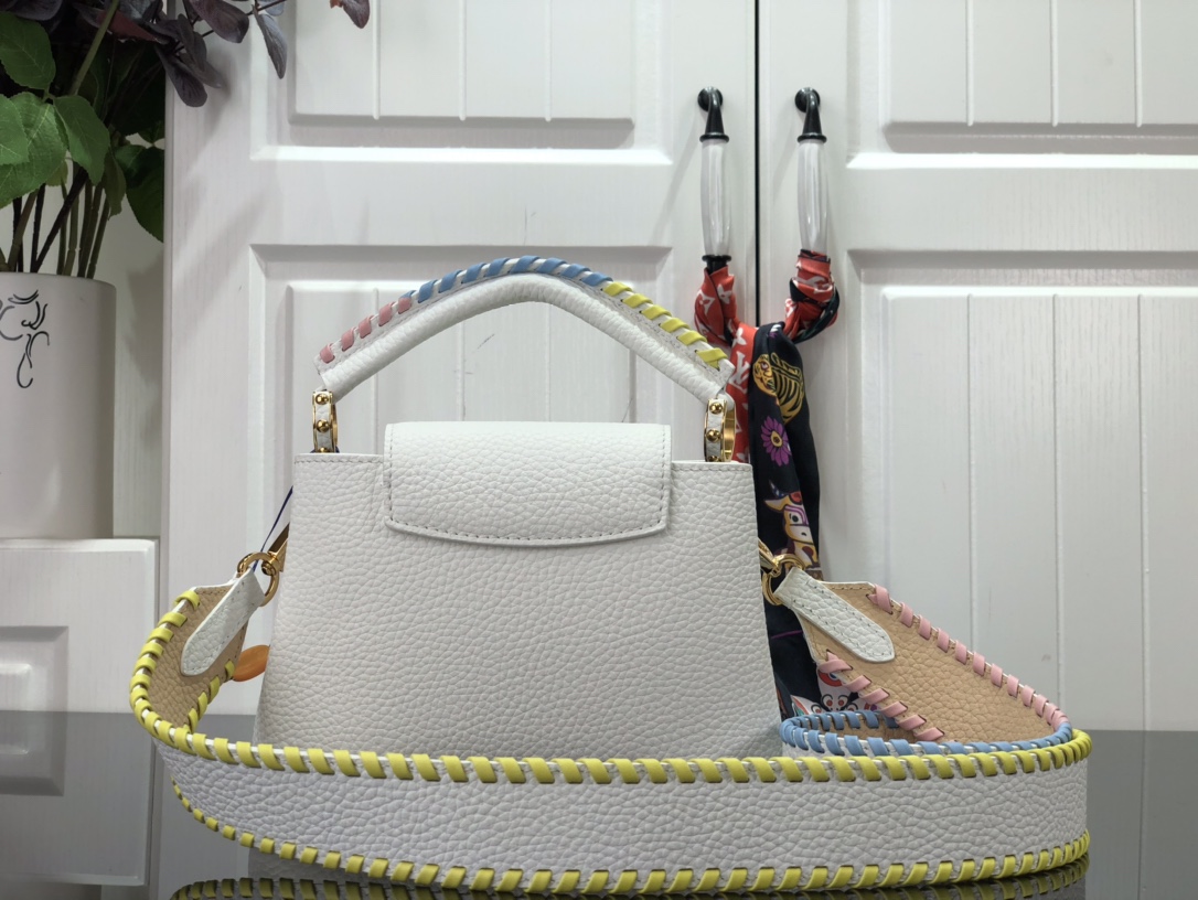 Louis Vuitton Capucines Bag-27*18*9CM