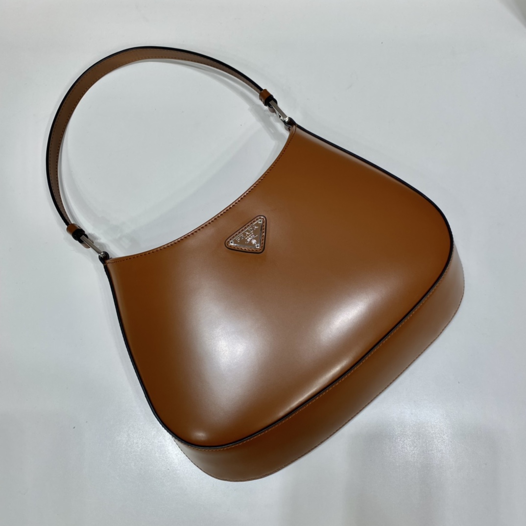 Prada Cleo Handbags-Patent Leather-26.5*15*4CM Prada Cleo Handbags-Patent Leather-26.5*15*4CM