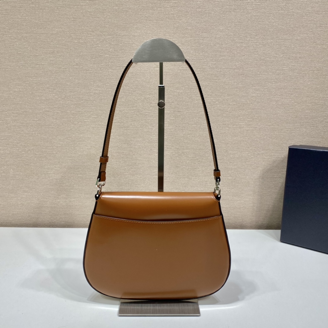 Prada Cleo Handbags-Patent Leather-23*18*4CM Prada Cleo Handbags-Patent Leather-23*18*4CM