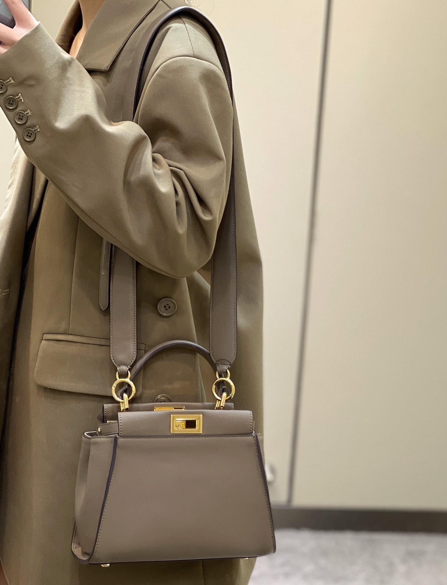 Fendi PeekabooTote-24×7×19CM