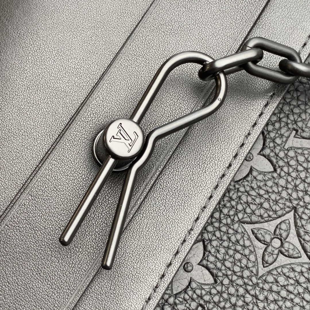 Louis Vuitton Pochette Steamer -M80107-32 x 22 x 4CM