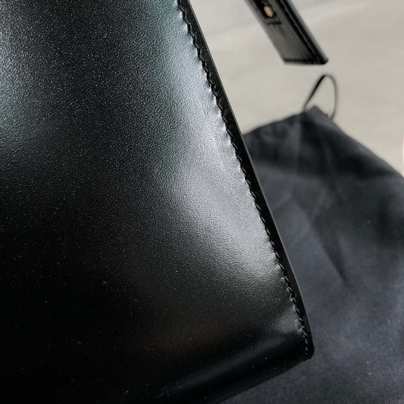 YSL Small Uptown Tote-23*23*11CM