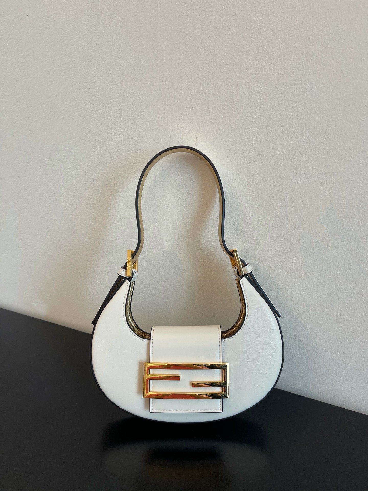 Fendi Cookie-22×4.5×17.5CM