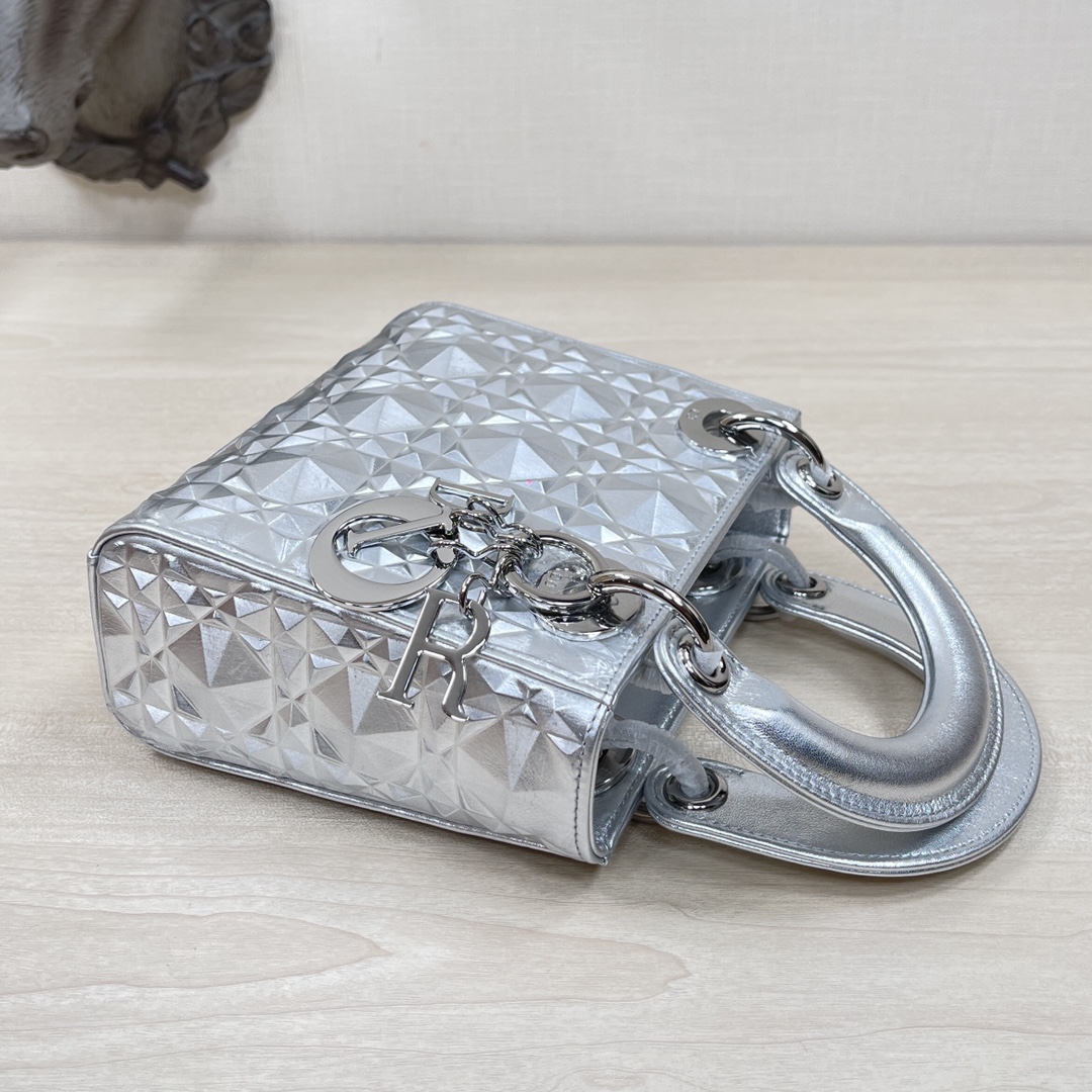 Lady Diro-17*15*8CM