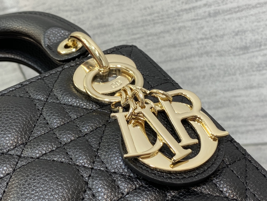 Lady Diro Mini-17*15*8CM