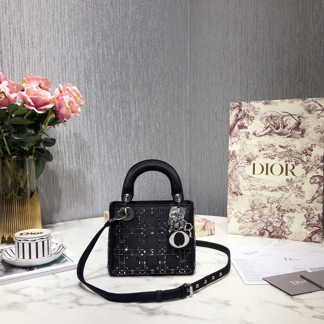 Lady Diro Mini-17*15*8CM