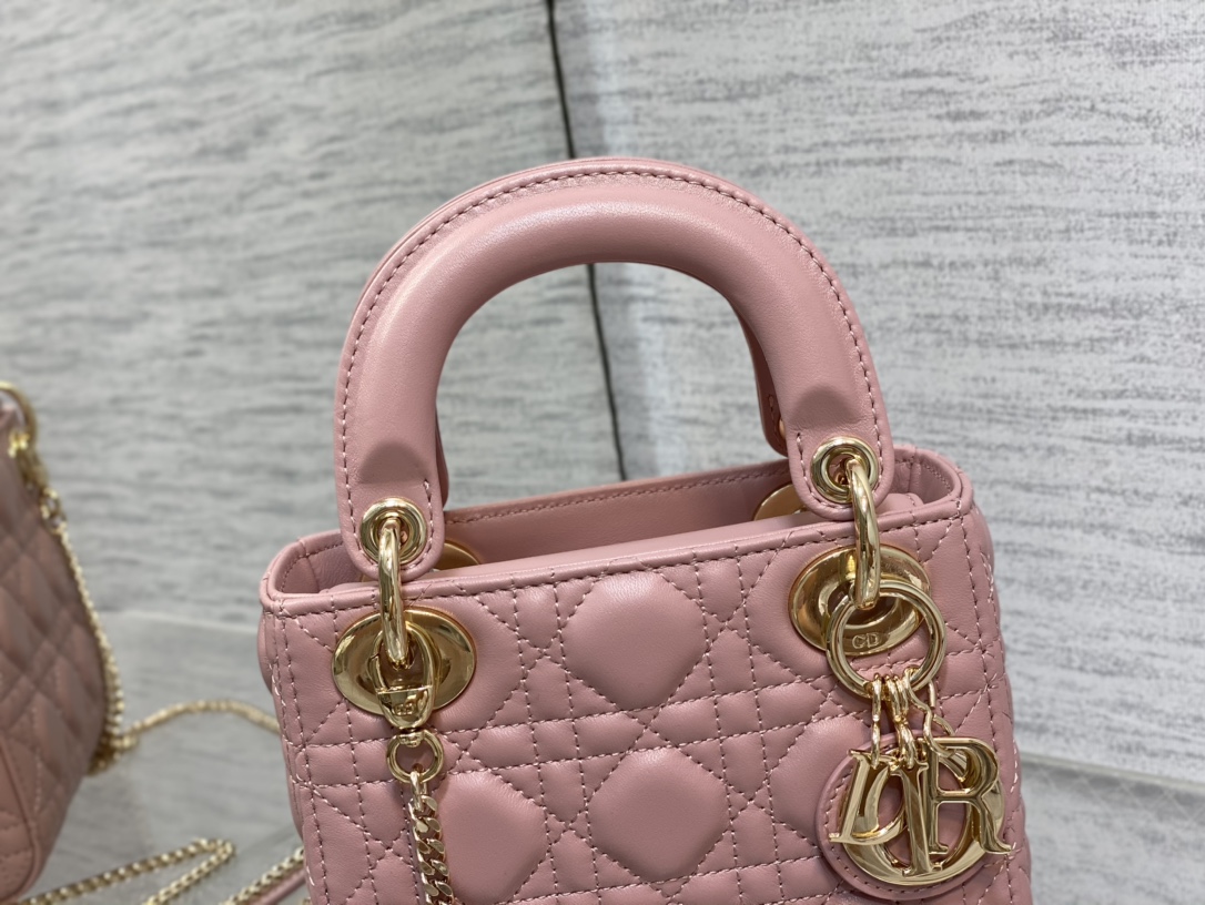 Lady Diro Mini-17*15*8CM