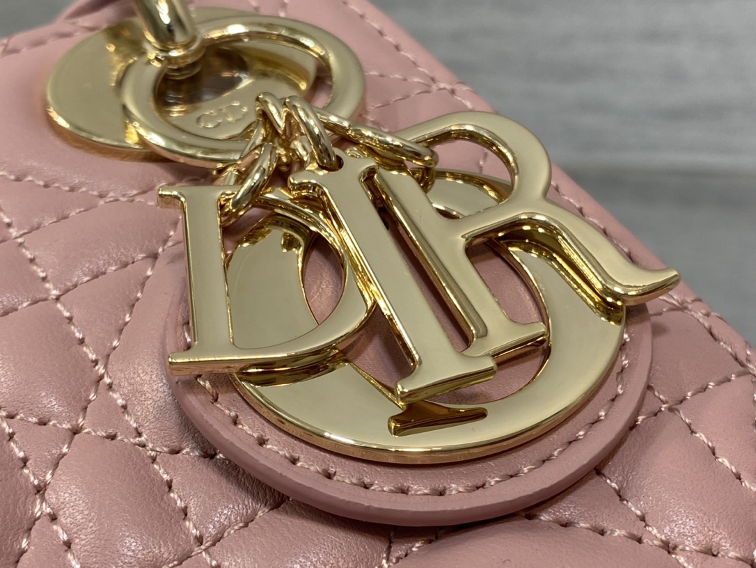 Lady Diro Mini-17*15*8CM