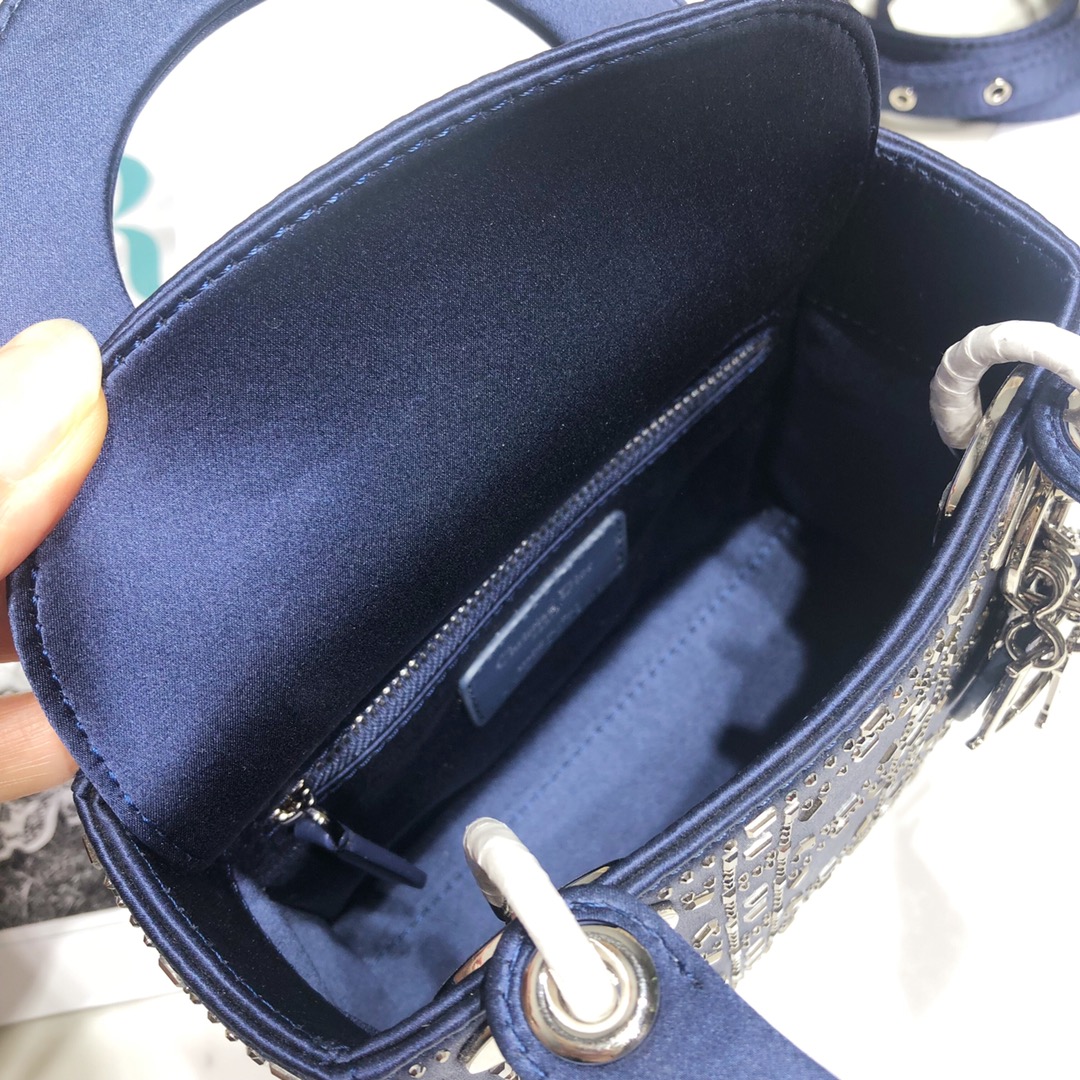 Lady Diro Mini-17*15*8CM