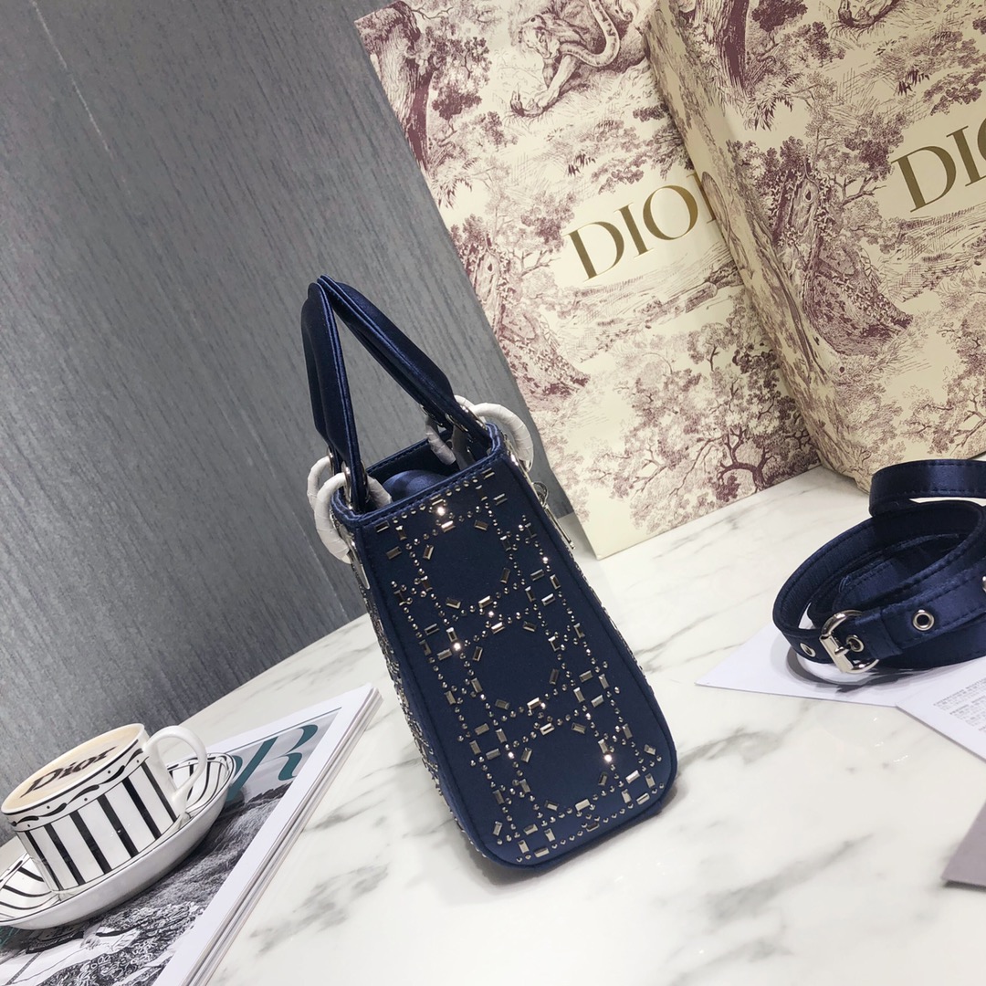 Lady Diro Mini-17*15*8CM