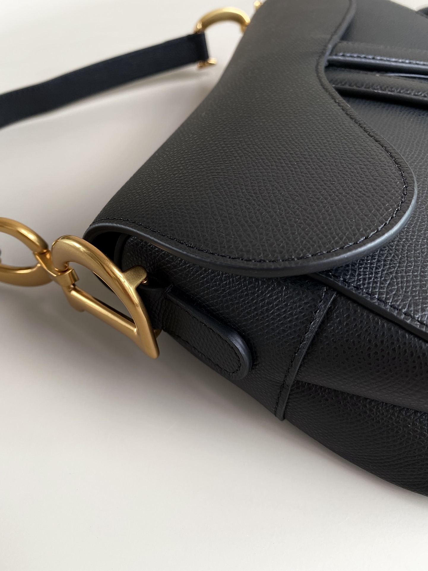 Diro Saddle Bag-25.5×6.5×20CM Diro Saddle Bag-25.5×6.5×20CM