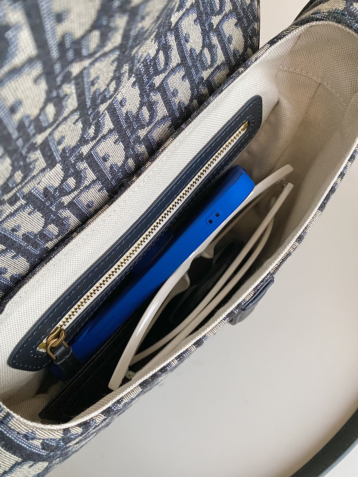 Diro Saddle Bag-25.5×6.5×20CM Diro Saddle Bag-25.5×6.5×20CM