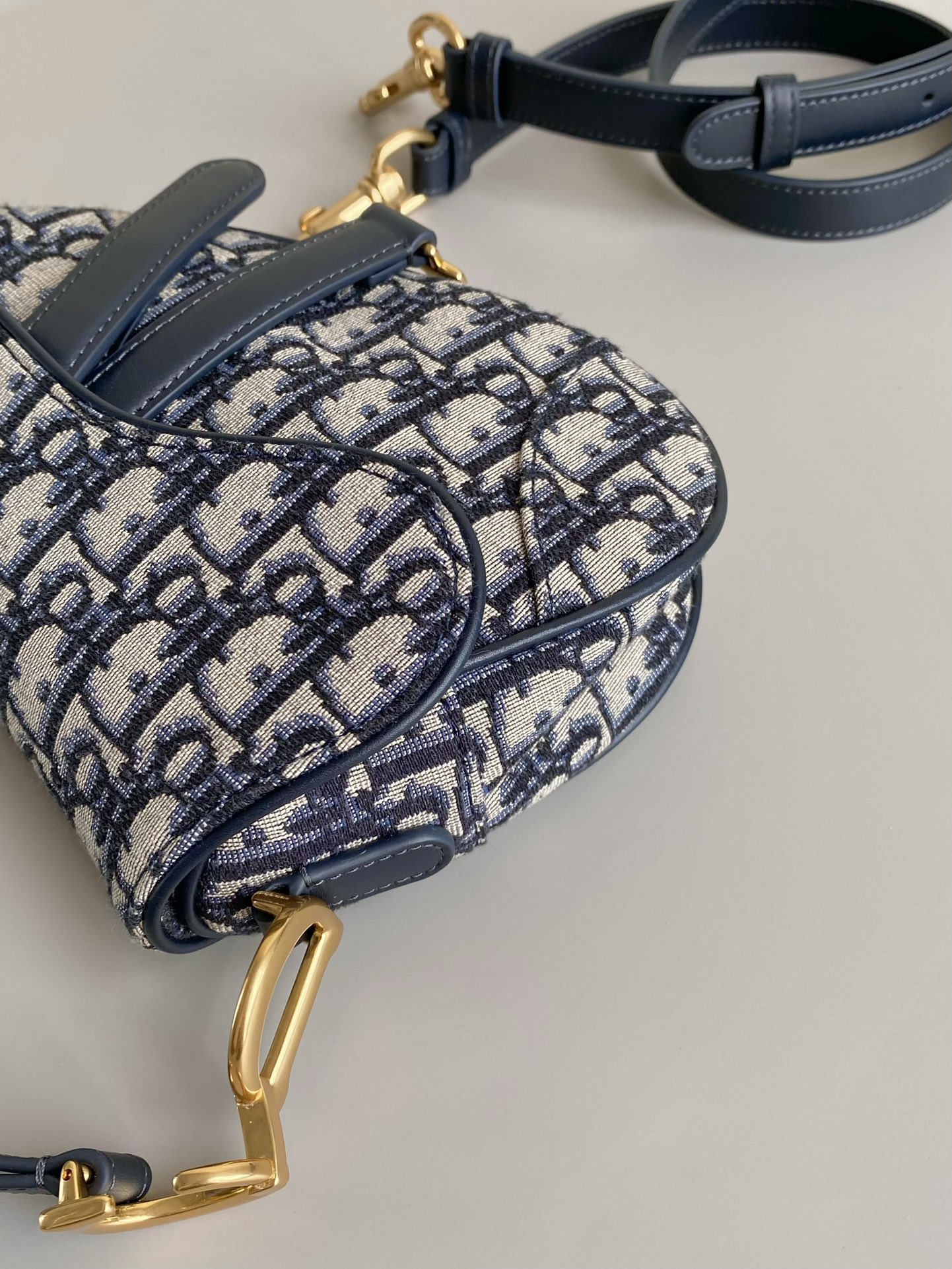 Diro Saddle Bag-21×5×18CM Diro Saddle Bag-21×5×18CM
