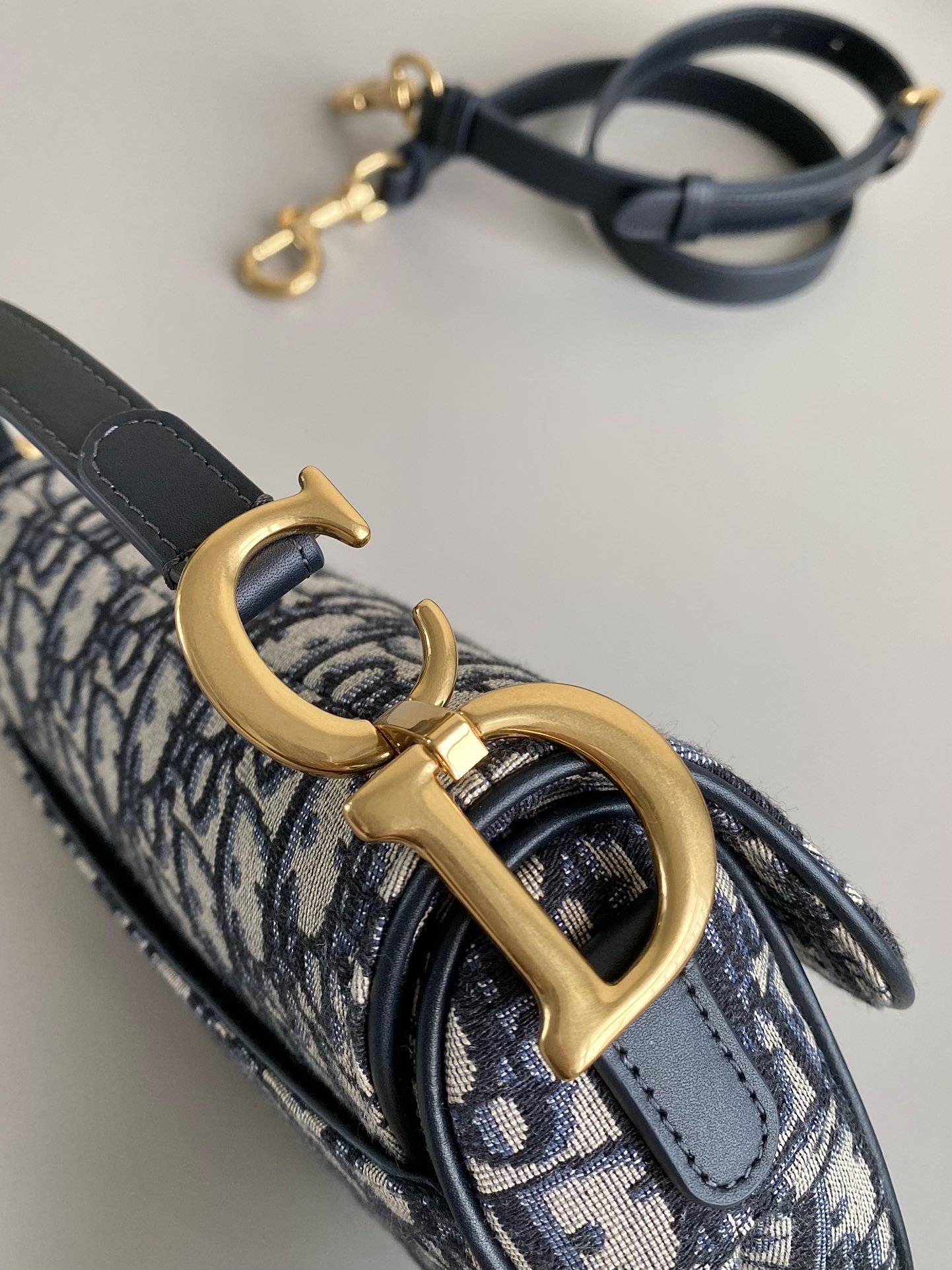 Diro Saddle Bag-21×5×18CM Diro Saddle Bag-21×5×18CM