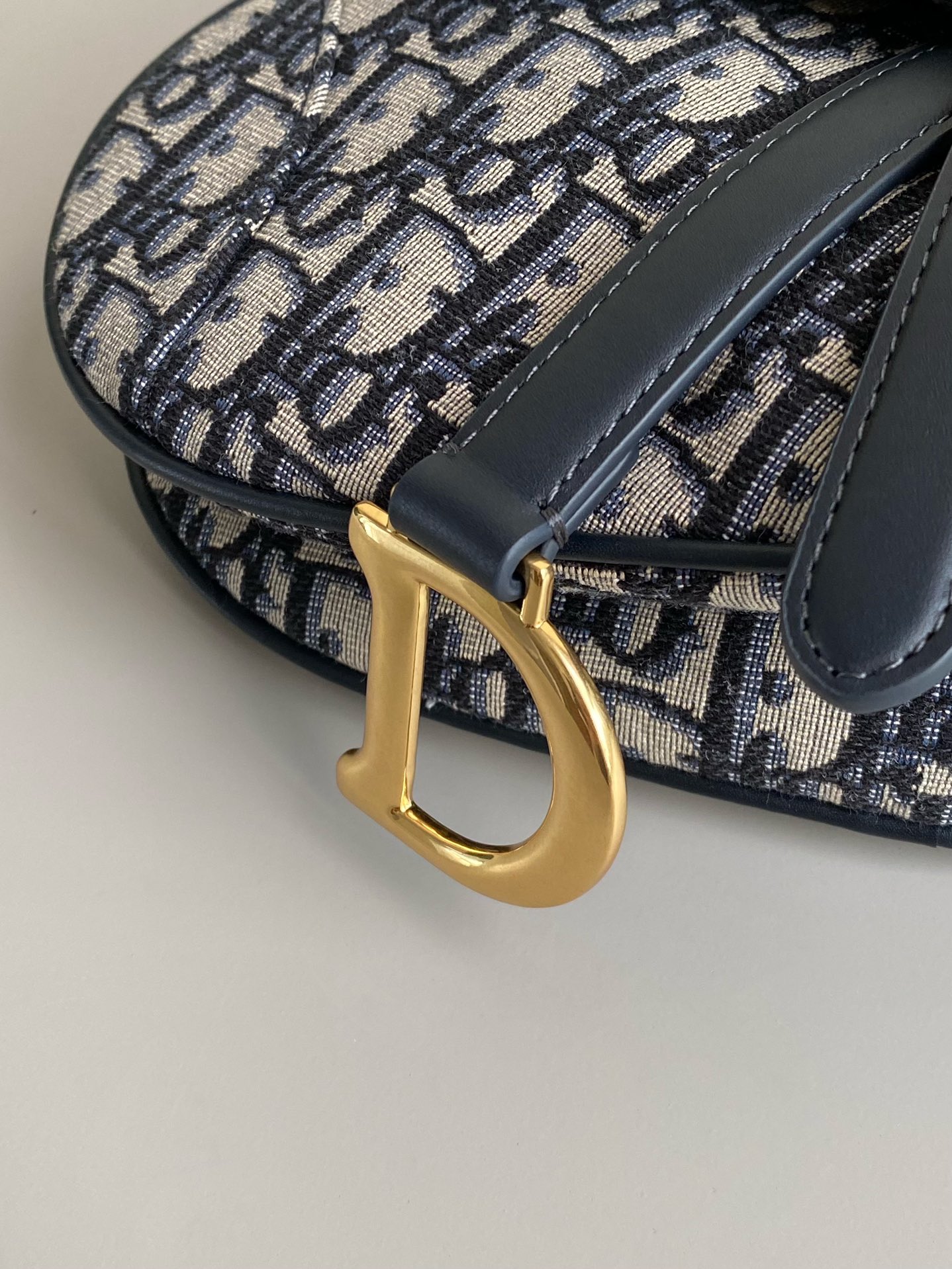 Diro Saddle Bag-21×5×18CM Diro Saddle Bag-21×5×18CM