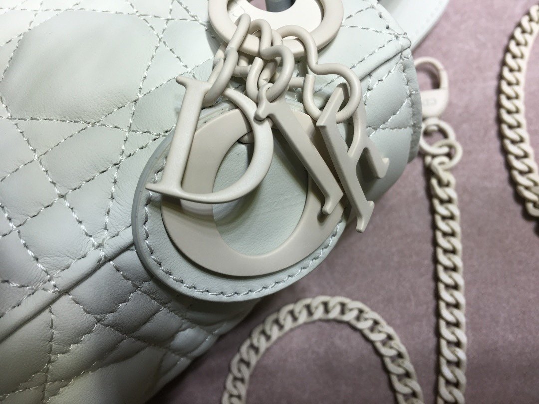 Lady Diro With Lambskin-17*15*8CM