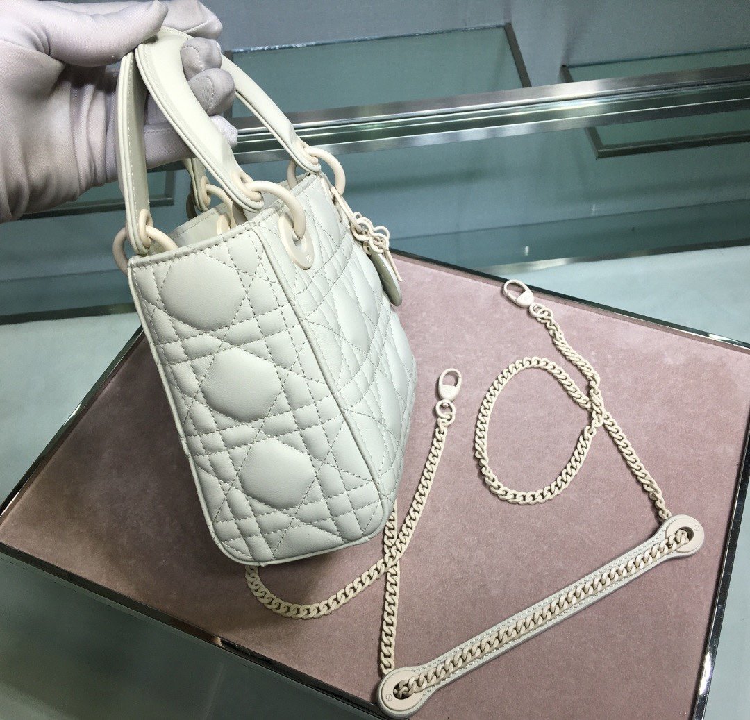 Lady Diro With Lambskin-17*15*8CM