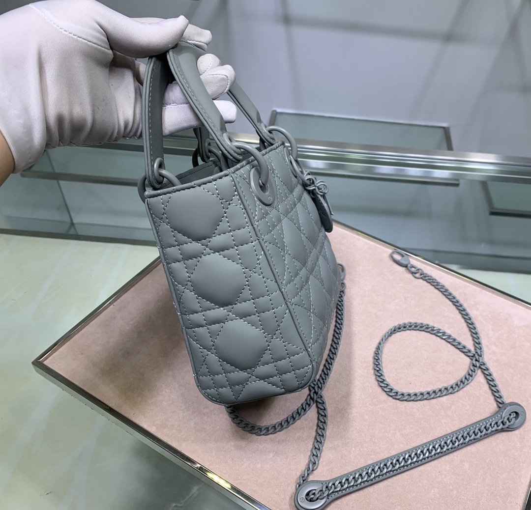 Lady Diro With Lambskin-17*15*8CM