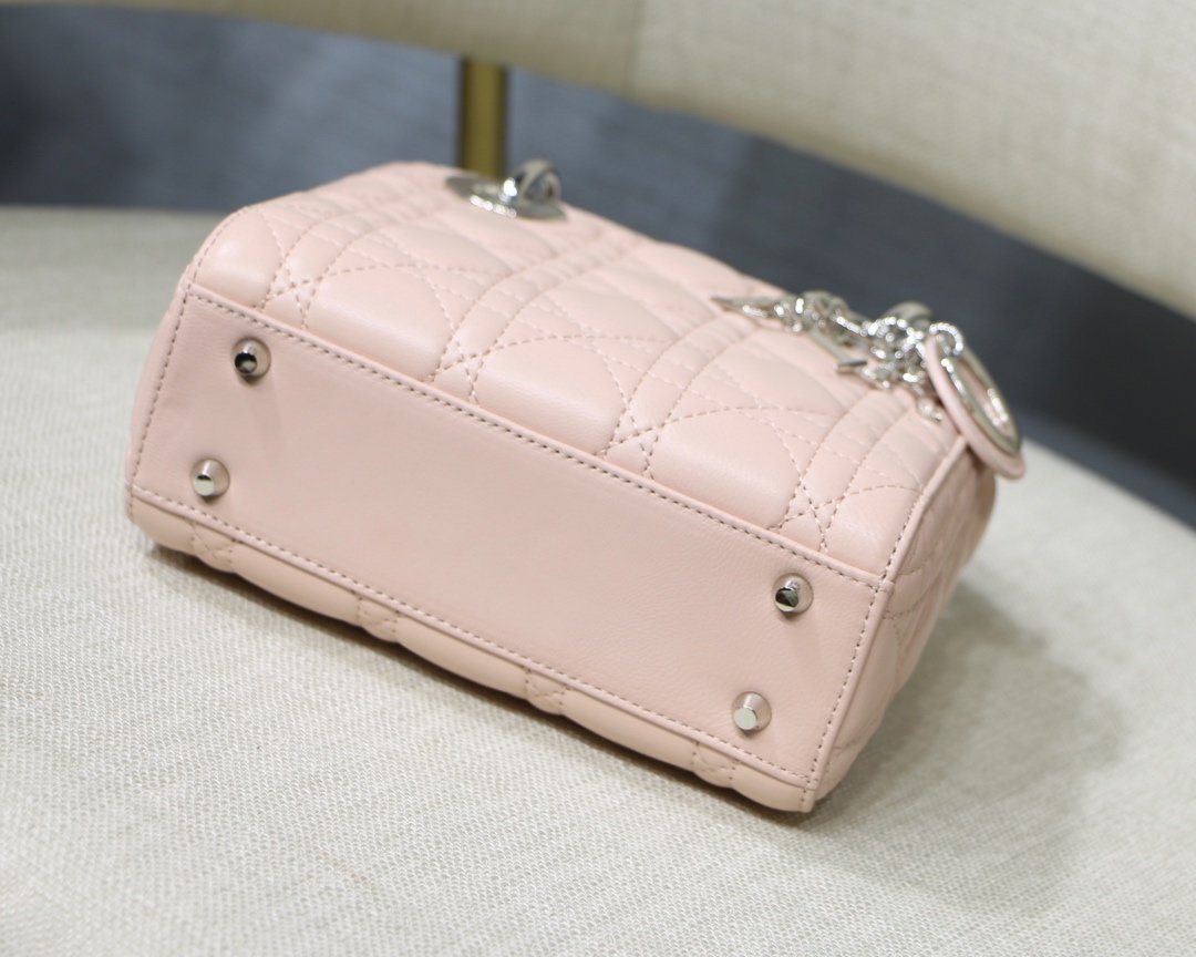 Lady Diro With Lambskin-17*15*8CM
