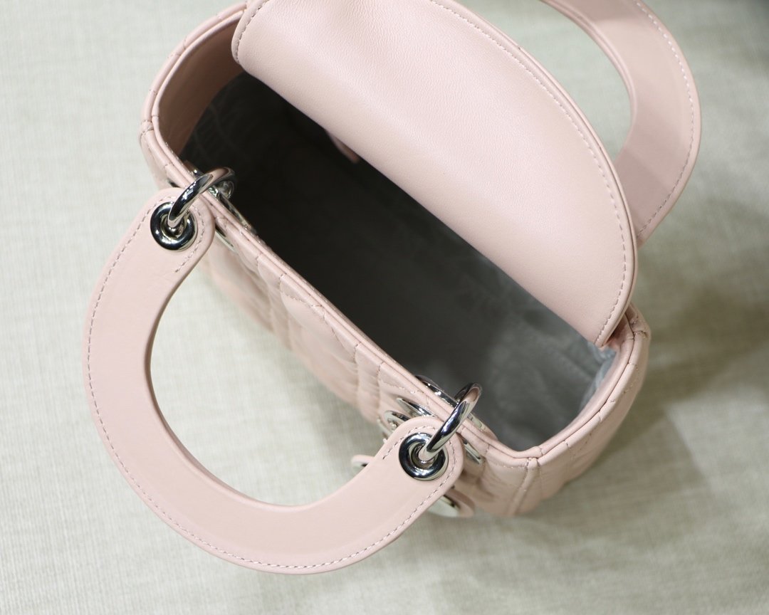 Lady Diro With Lambskin-17*15*8CM