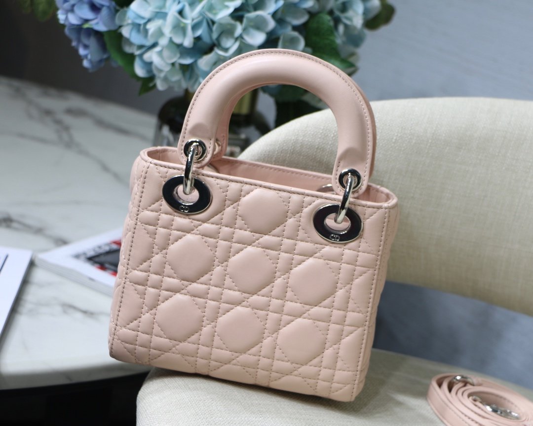 Lady Diro With Lambskin-17*15*8CM