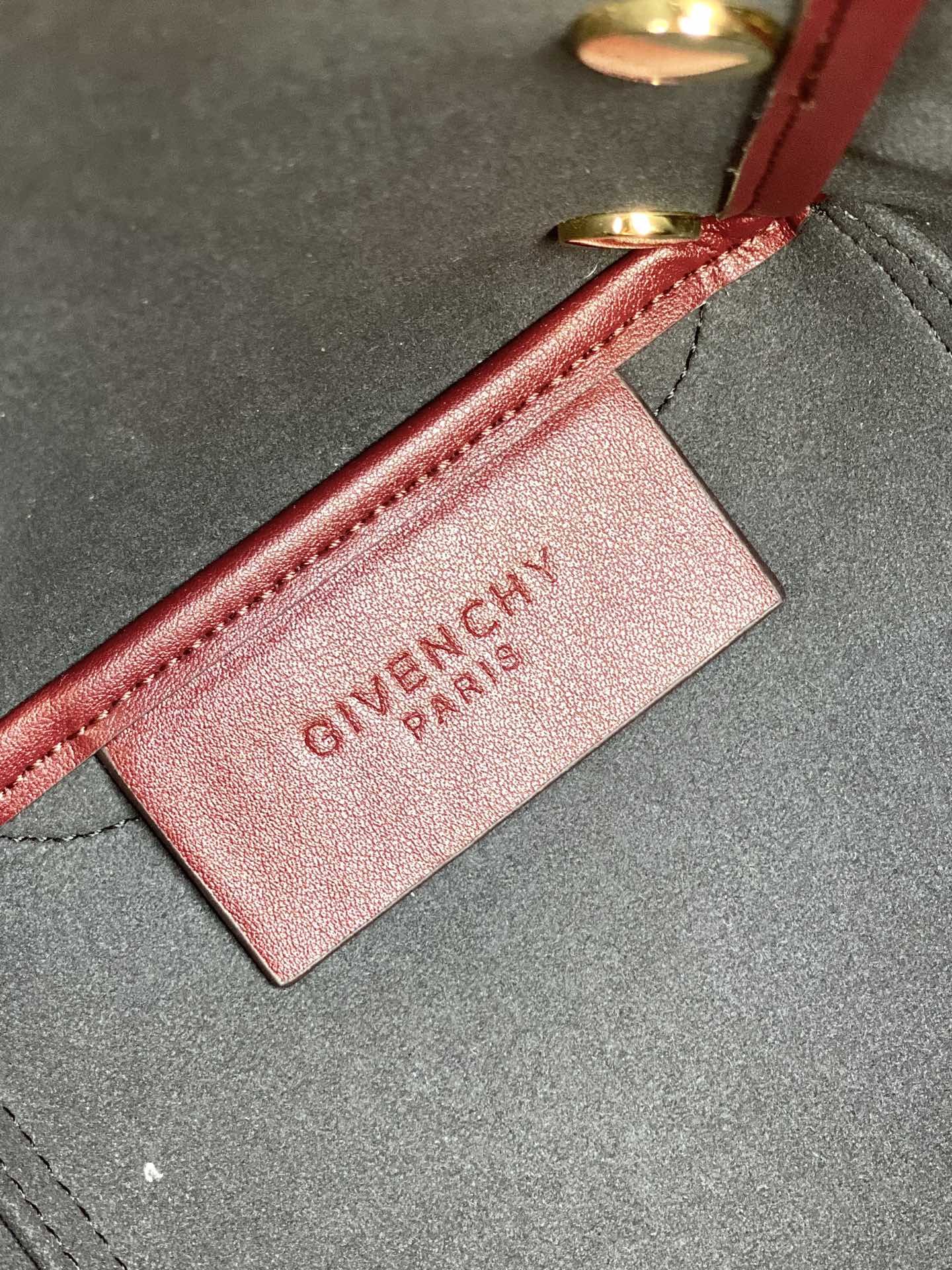 Gienvchy Bond Tote-21*32*14CM