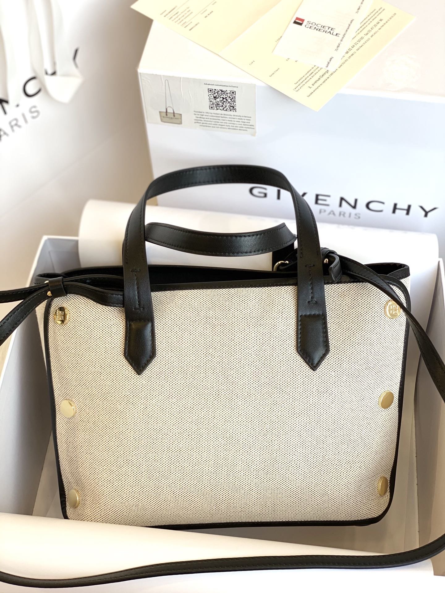 Gienvchy Bond Tote-21*32*14CM