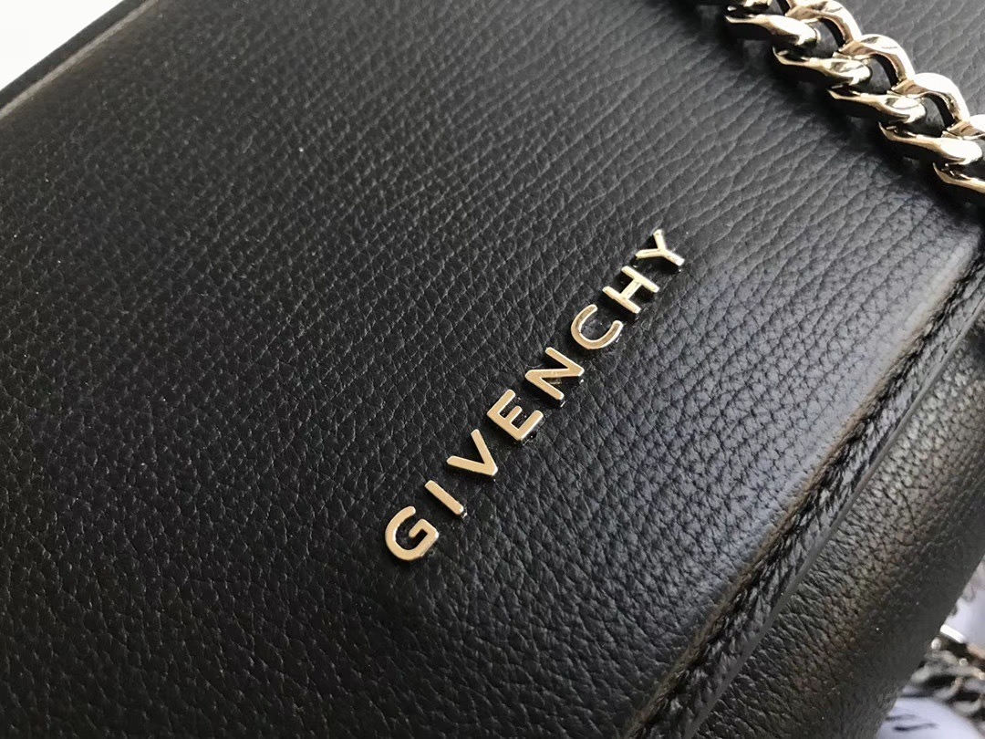 Gienvchy Pandora Bag-18CM
