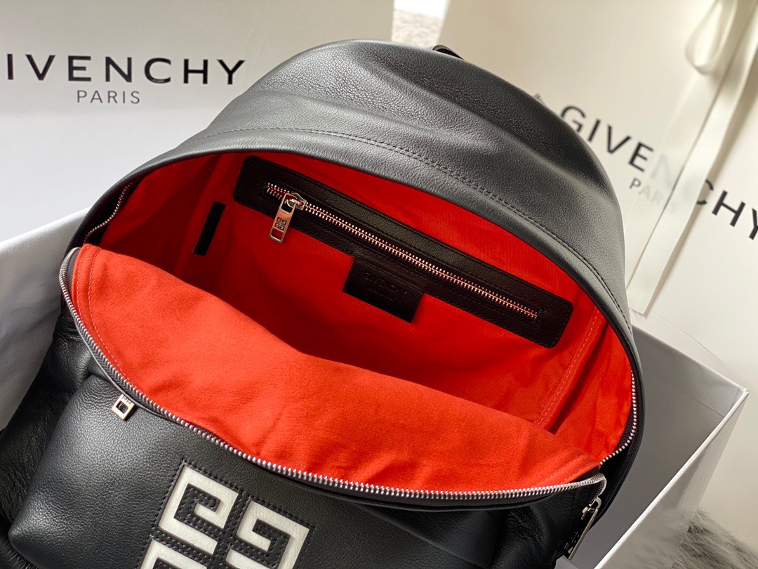 Gienvchy Backpack-28x40x15CM