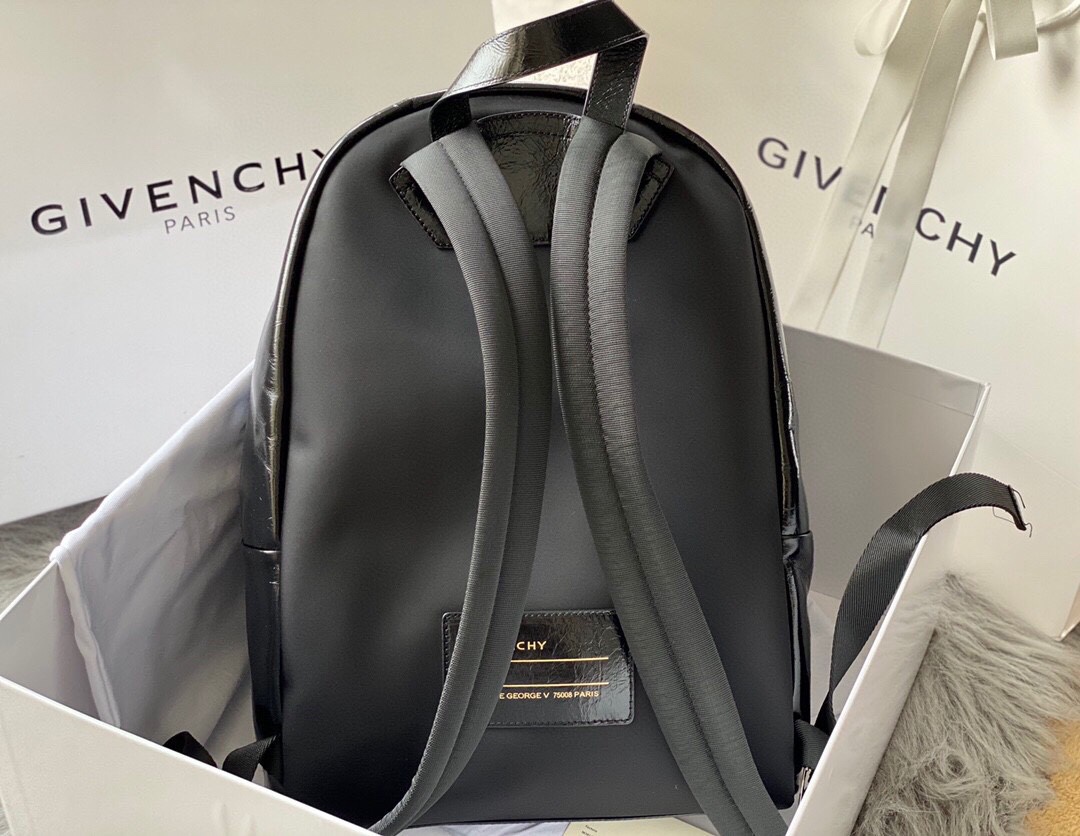 Gienvchy Backpack-28x40x15CM