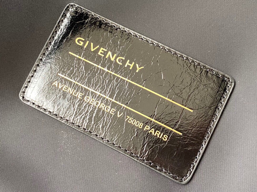 Gienvchy Backpack-28x40x15CM
