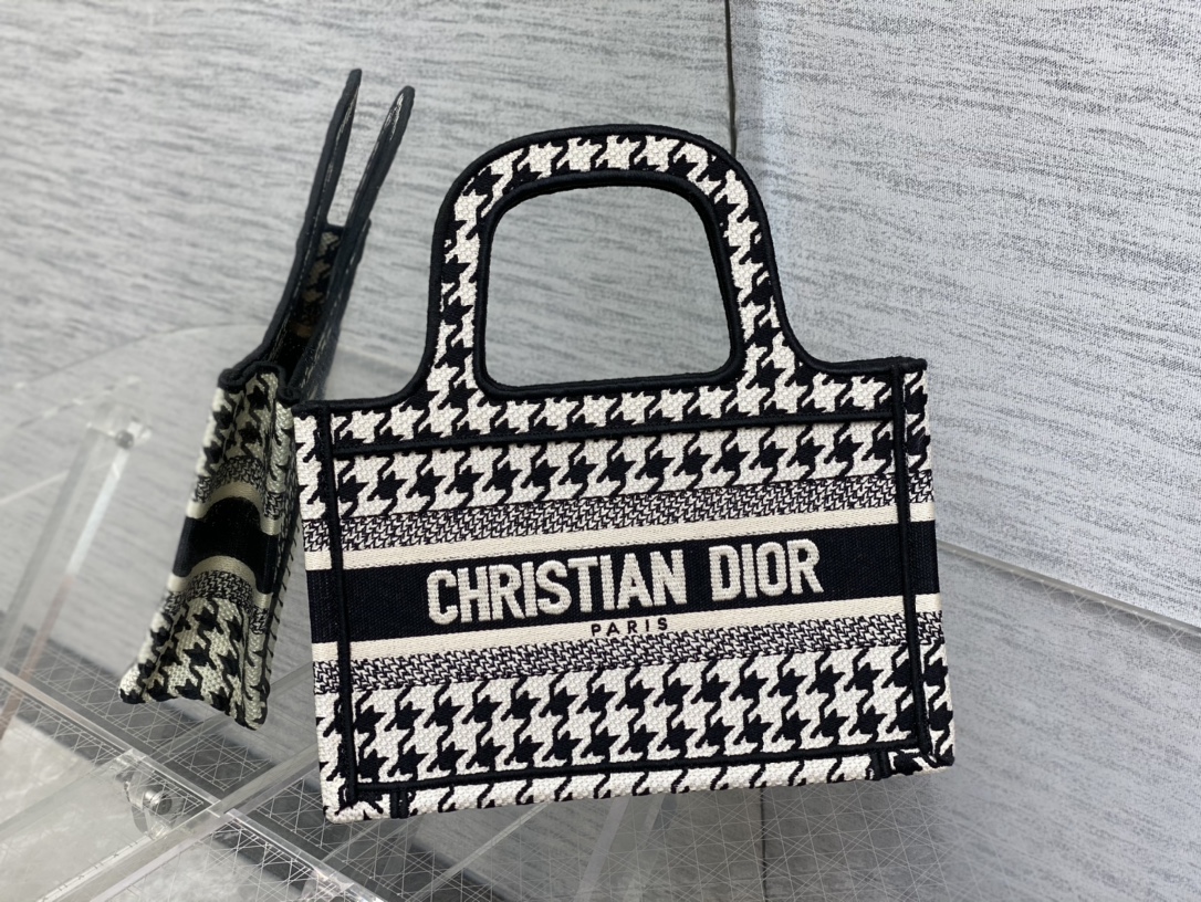Diro Mini Book Tote-23*17*7CM