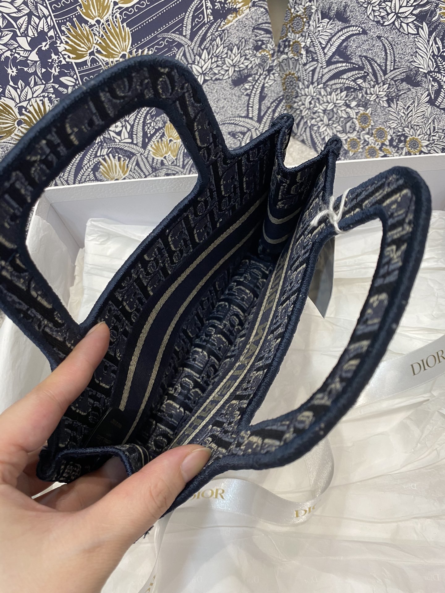 Diro Mini Book Tote-23*17*7CM