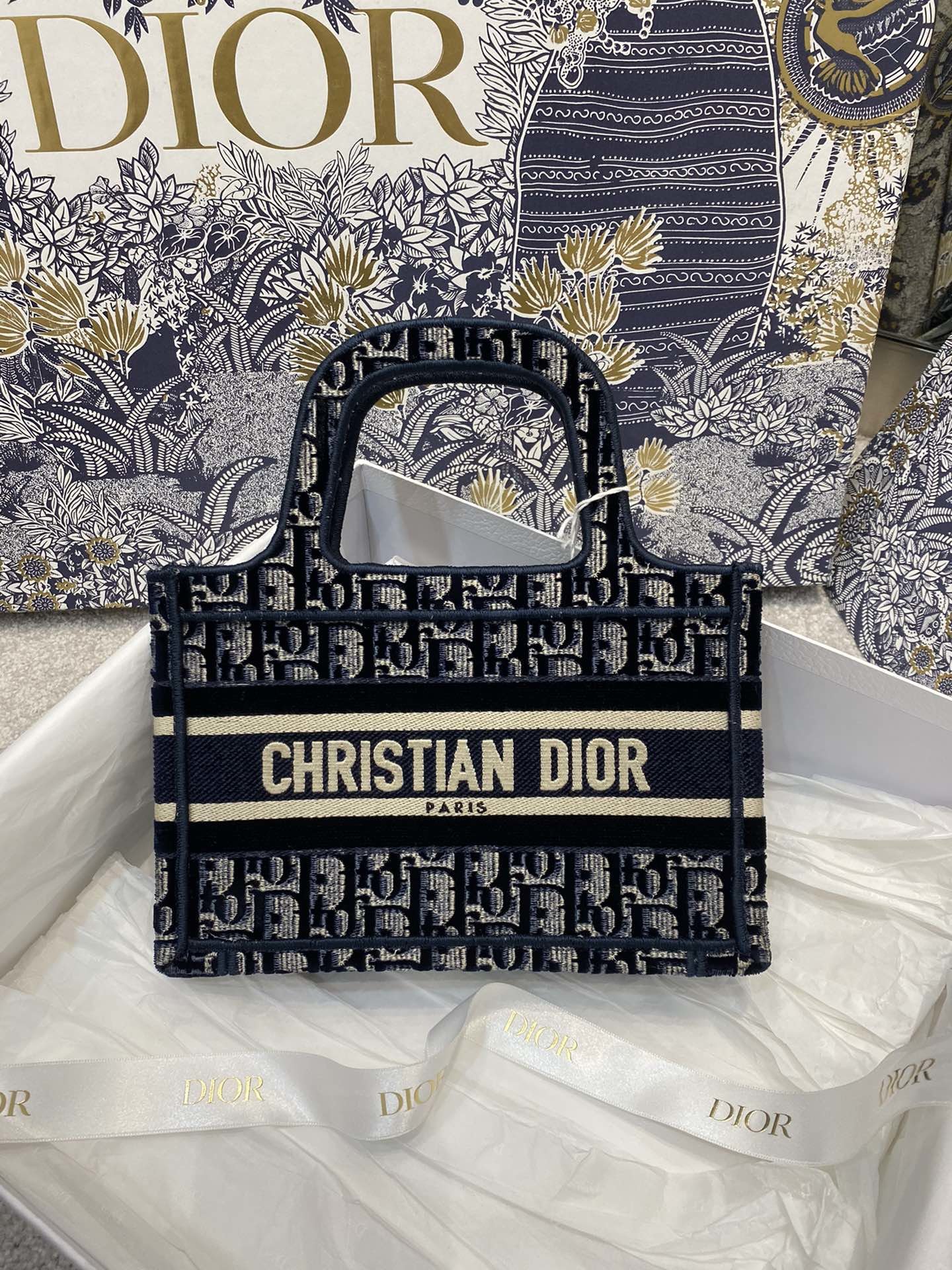 Diro Mini Book Tote-23*17*7CM