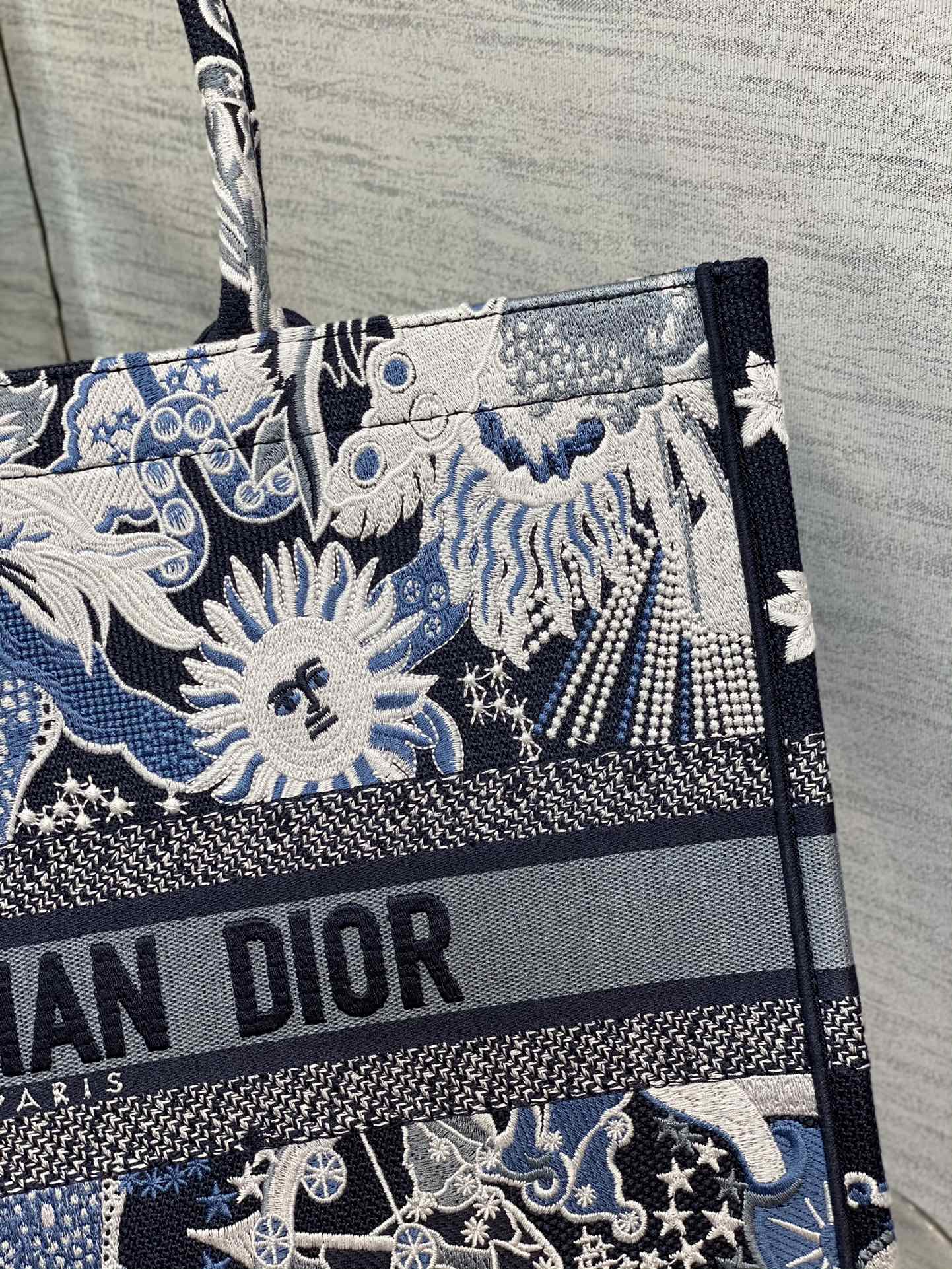 Diro Book Tote Bags-42*32*5CM