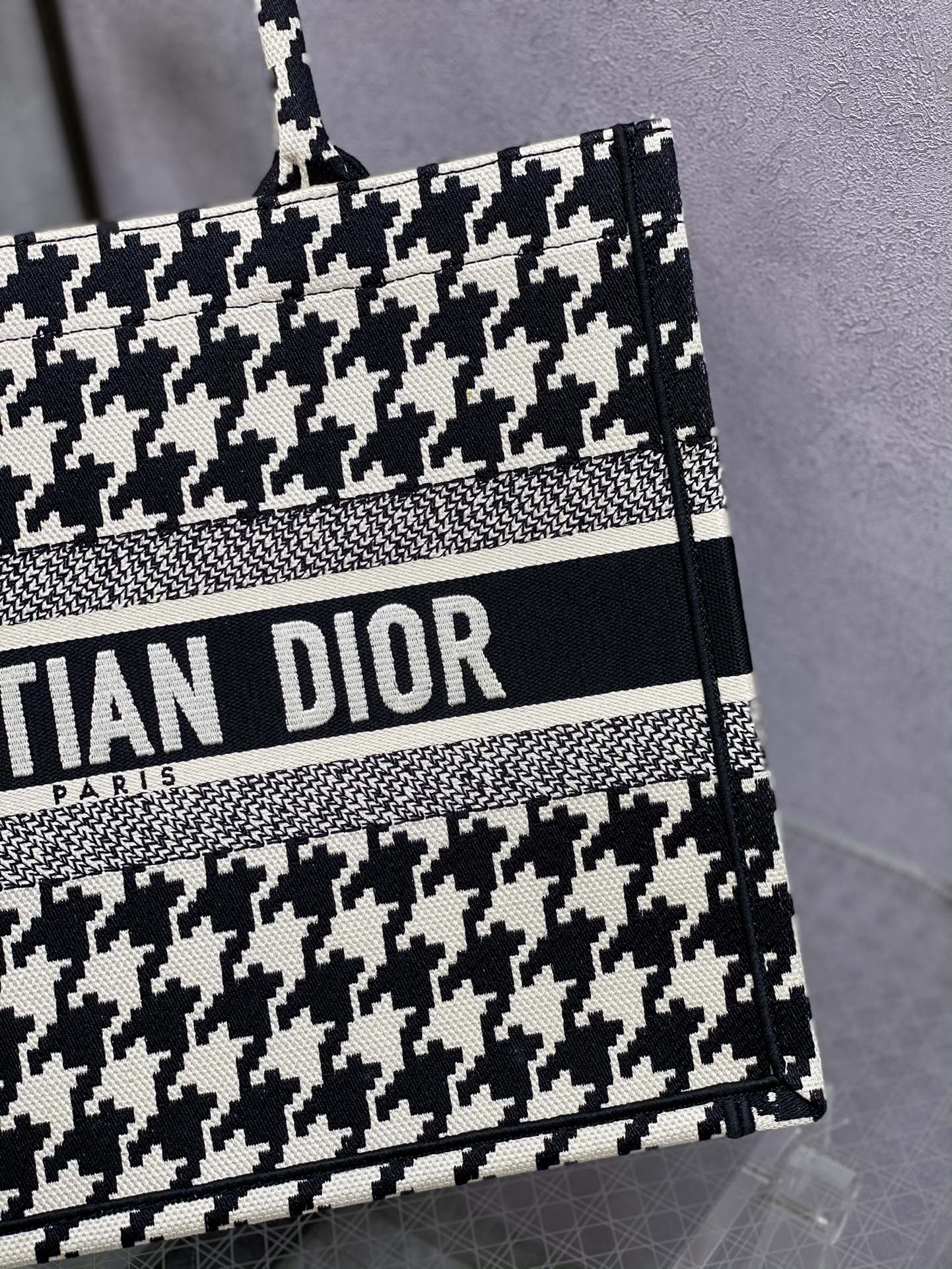 Diro Small Book Tote-36*18*28CM