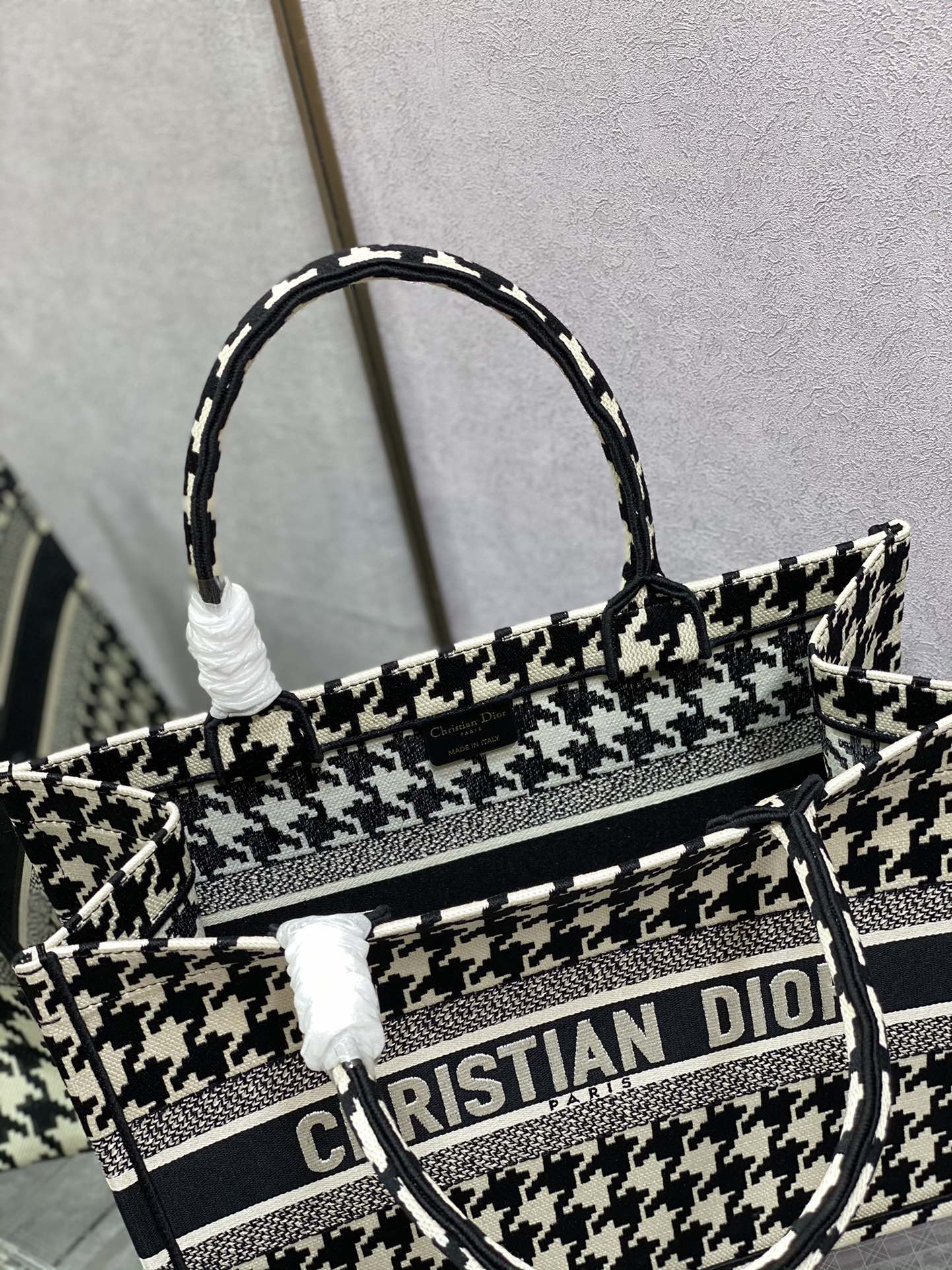 Diro Small Book Tote-36*18*28CM