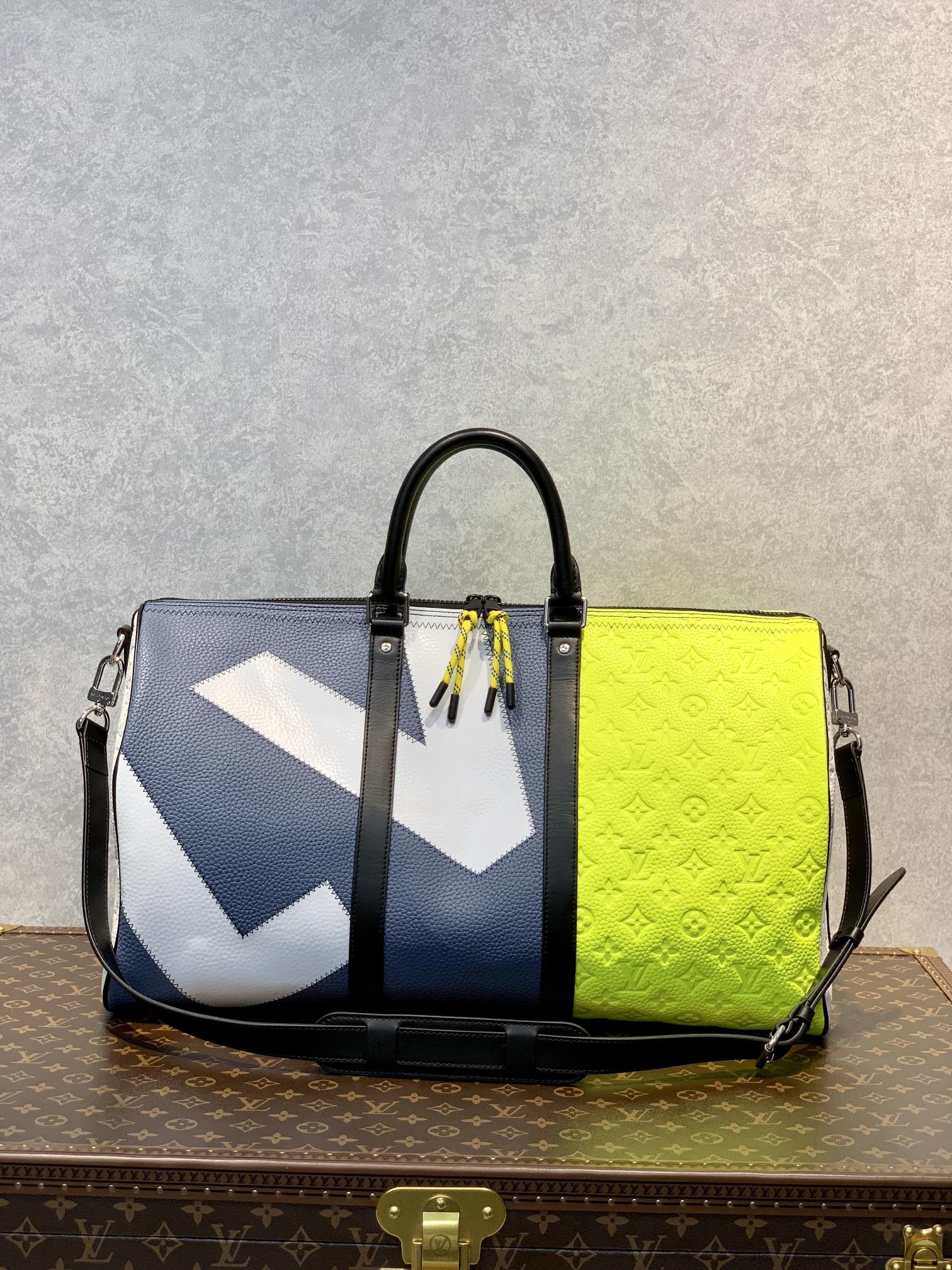 Louis Vuitton Keepall Bandoulière-50.0 x29.0 x23.0CM