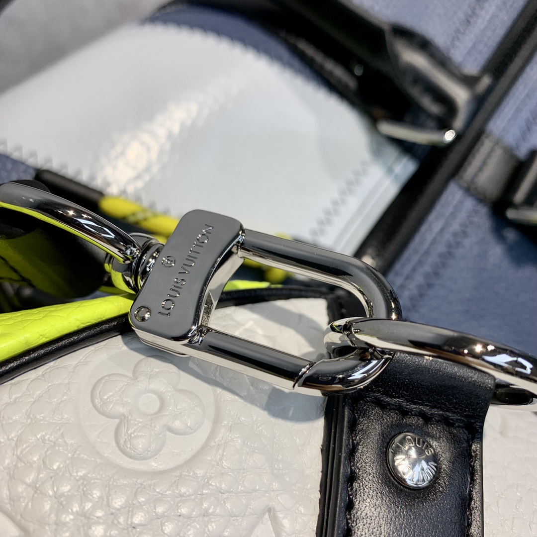 Louis Vuitton Keepall Bandoulière-50.0 x29.0 x23.0CM