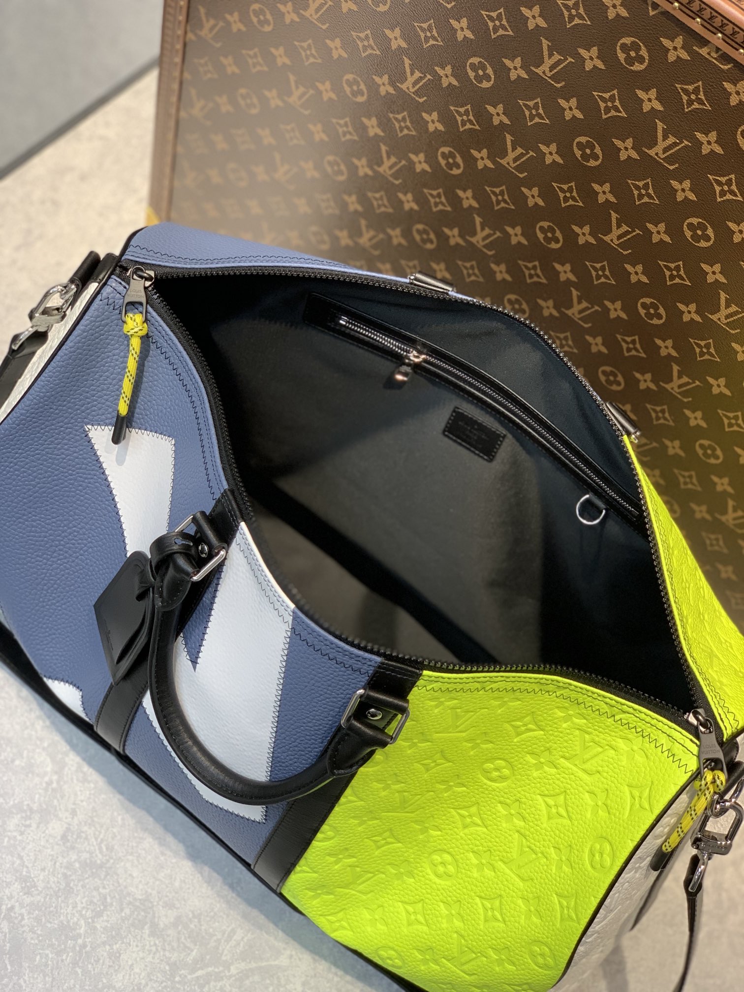 Louis Vuitton Keepall Bandoulière-50.0 x29.0 x23.0CM