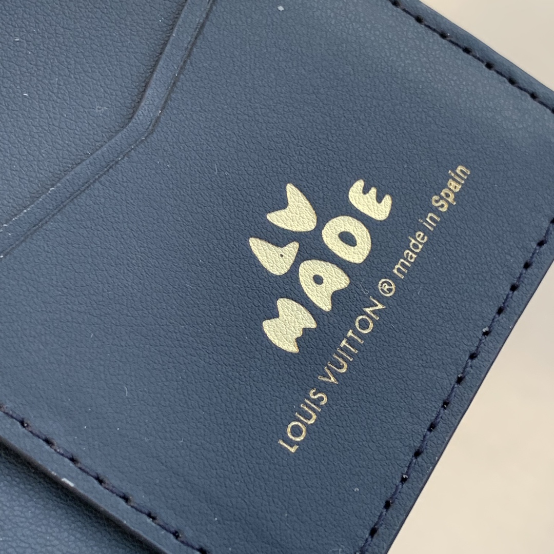 Louis Vuitton Wallet-11*8.5*2CM