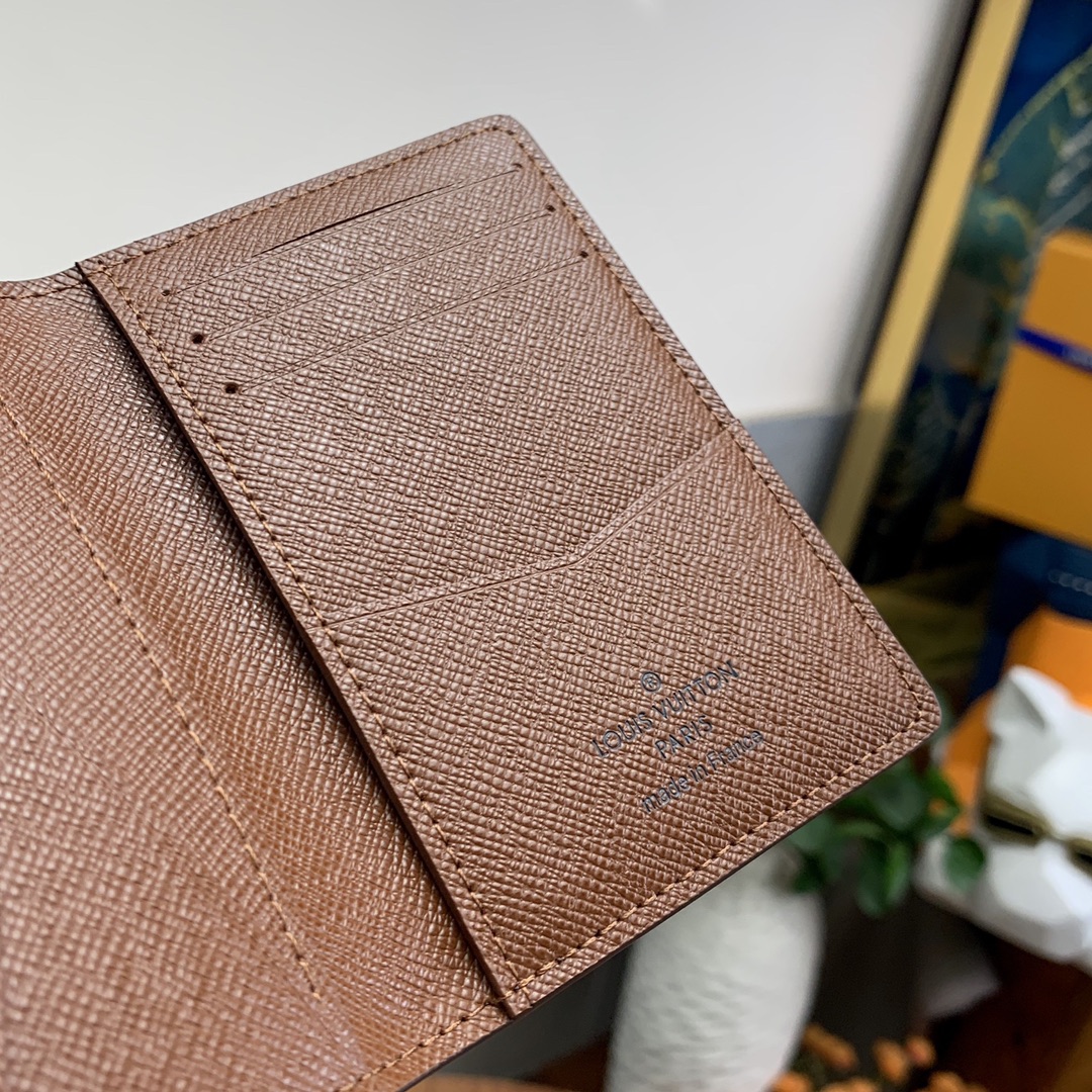 Louis Vuitton Wallet-M60502-8x11CM