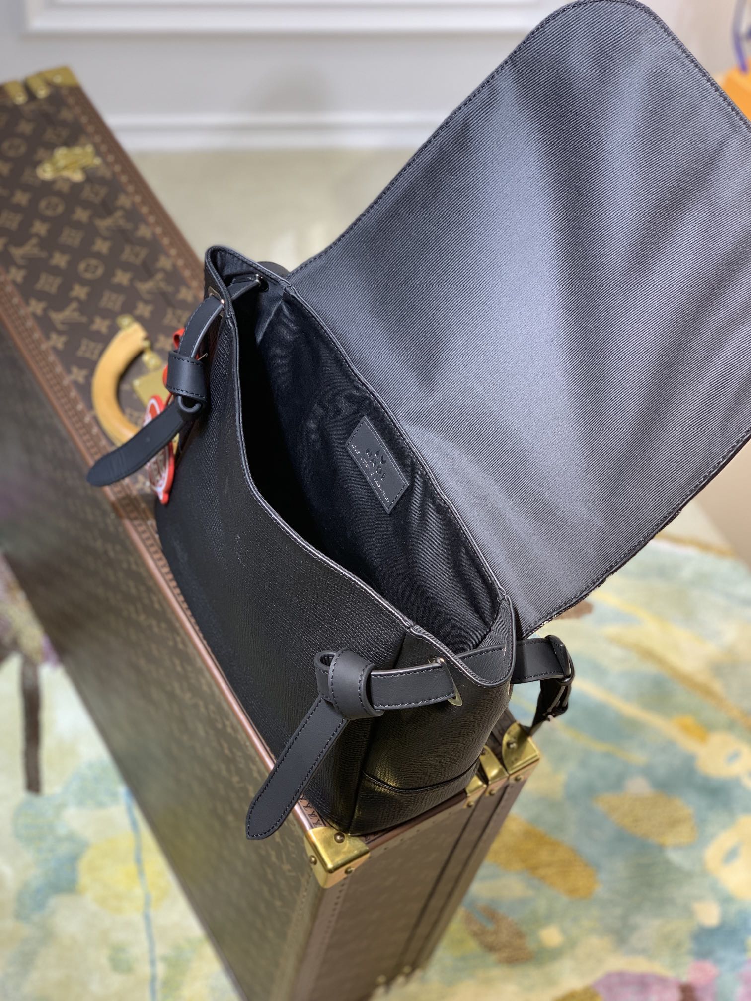 Louis Vuitton Besace Tokyo -39*23*13CM